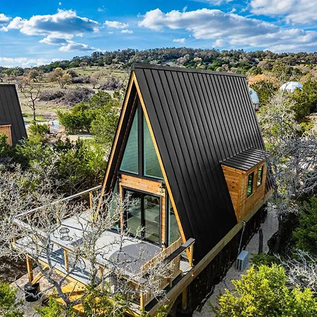 Ares Treehouse Romantic Hottub Fredericksburg Ev